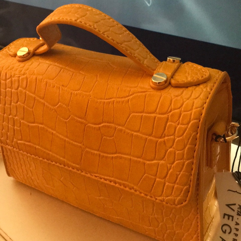 Handbag - Picture 2 of 2
